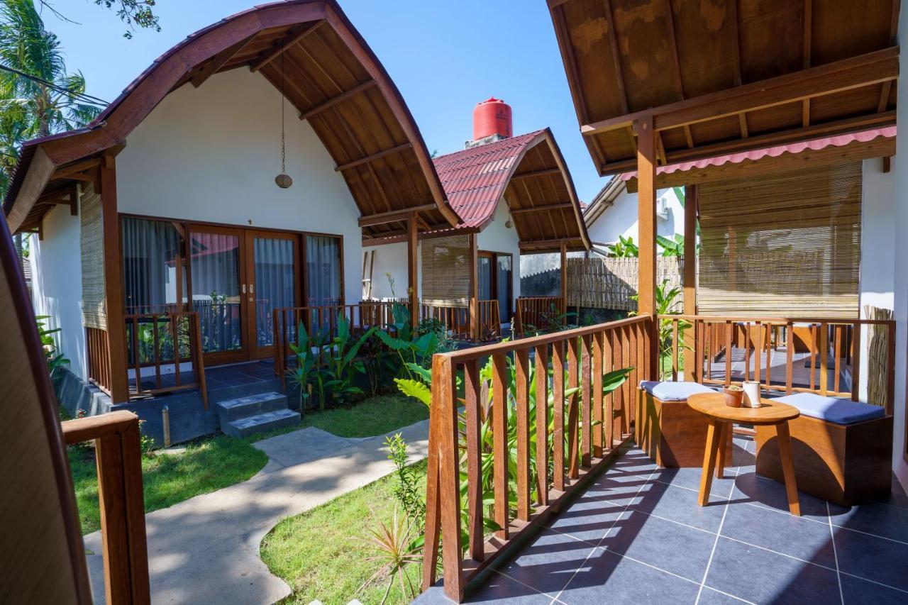 Отель Twiny'S Kuta  Экстерьер фото
